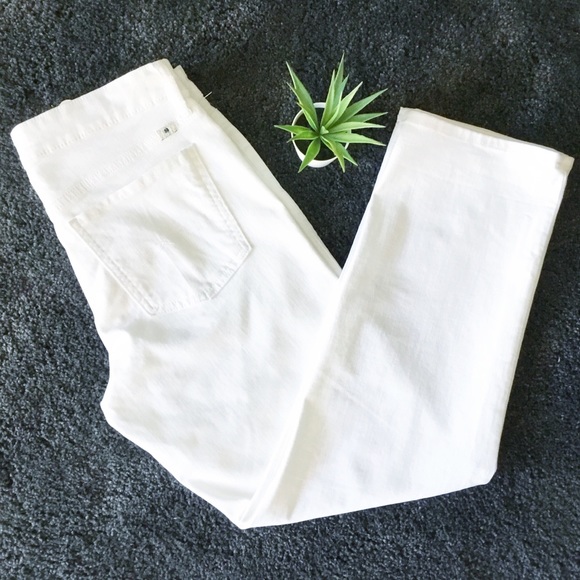 Lucky Brand Denim - Lucky Brand Sweet crop white jeans size 8/29.